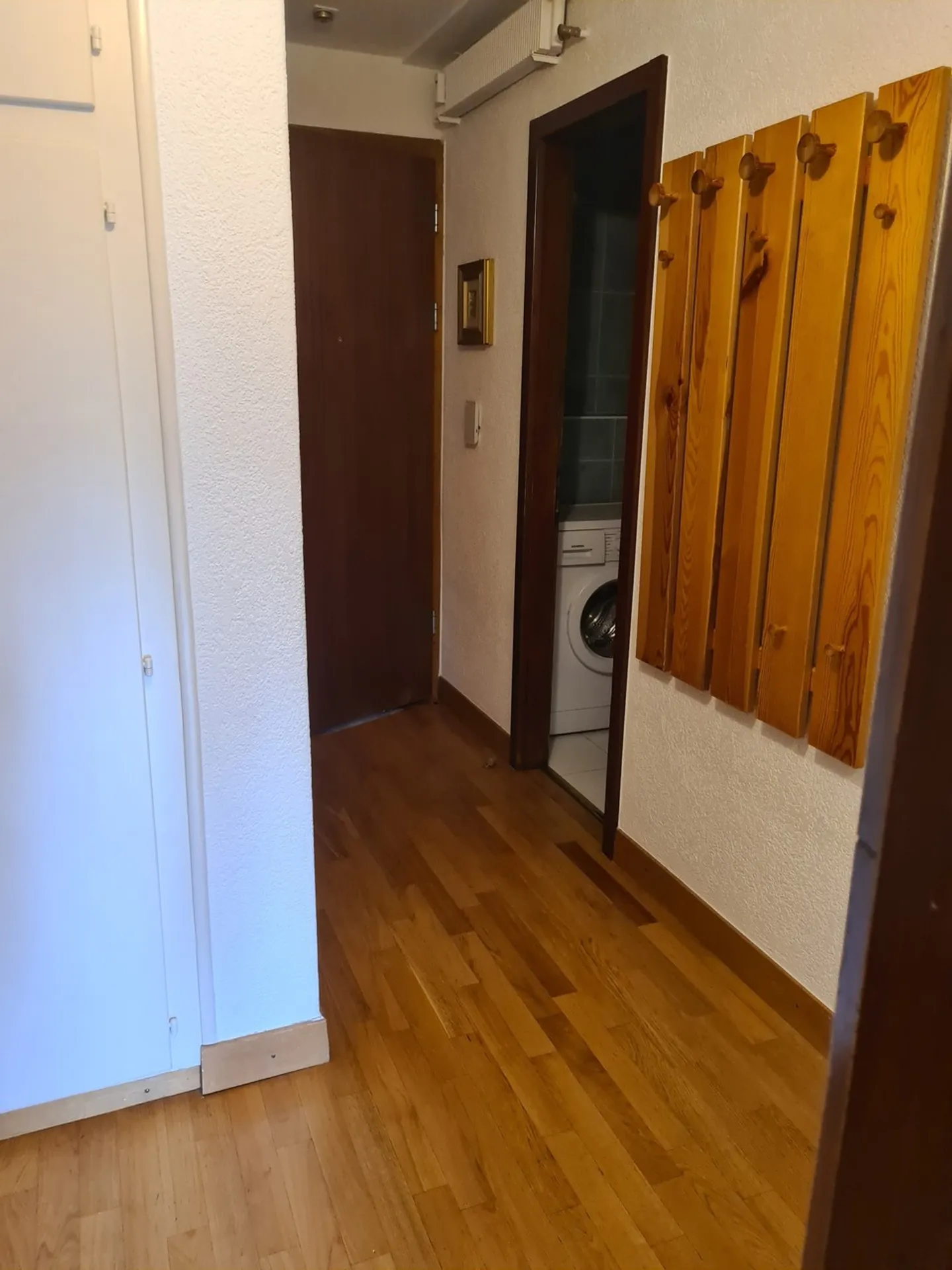 Nice large 2.5 rooms for rent year-round very close to the center of Crans - Photo 11 of 12