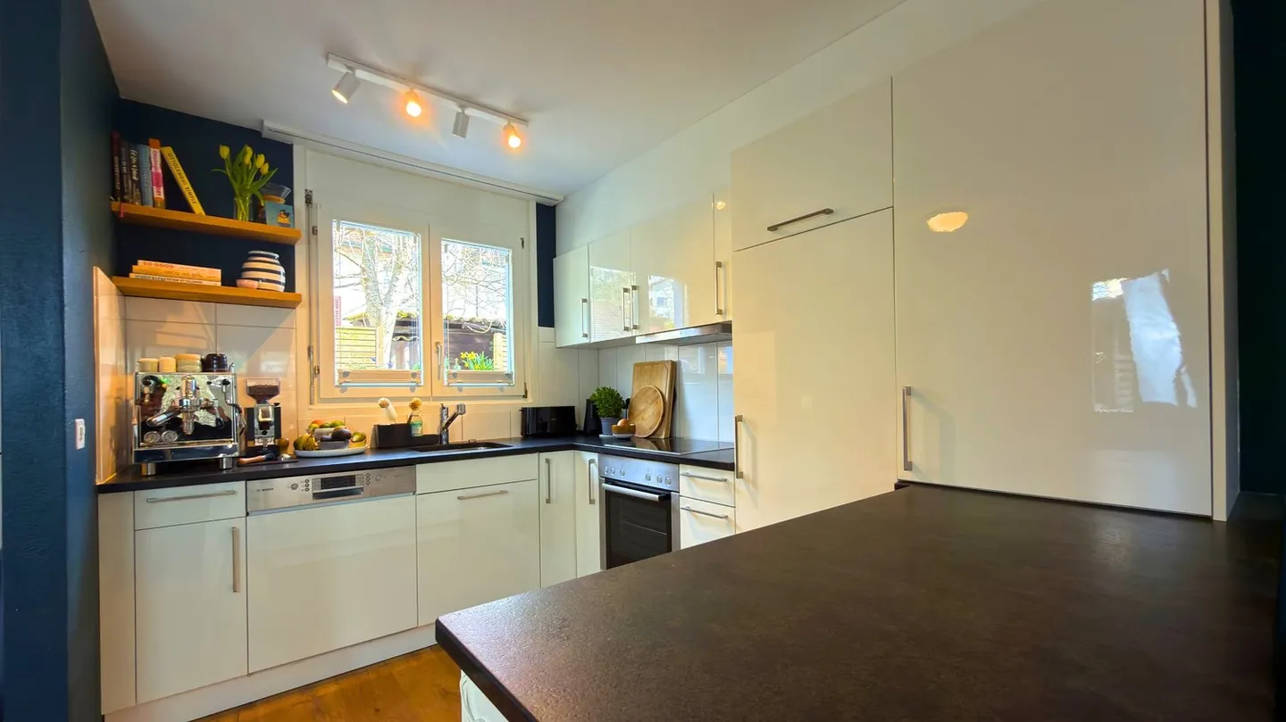 Incantevole Casa a Schiera con Giardino - Foto 3 di 12