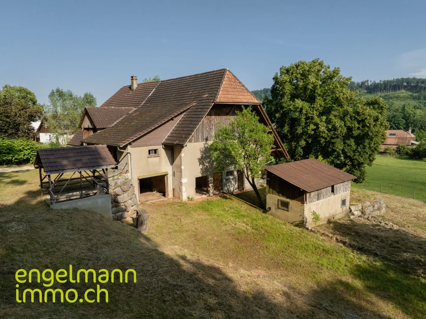 Renovationsbedürftiges Bauernhaus mit viel Potential / Ferme à rénover avec beaucoup de potentiel - Foto 3 von 13