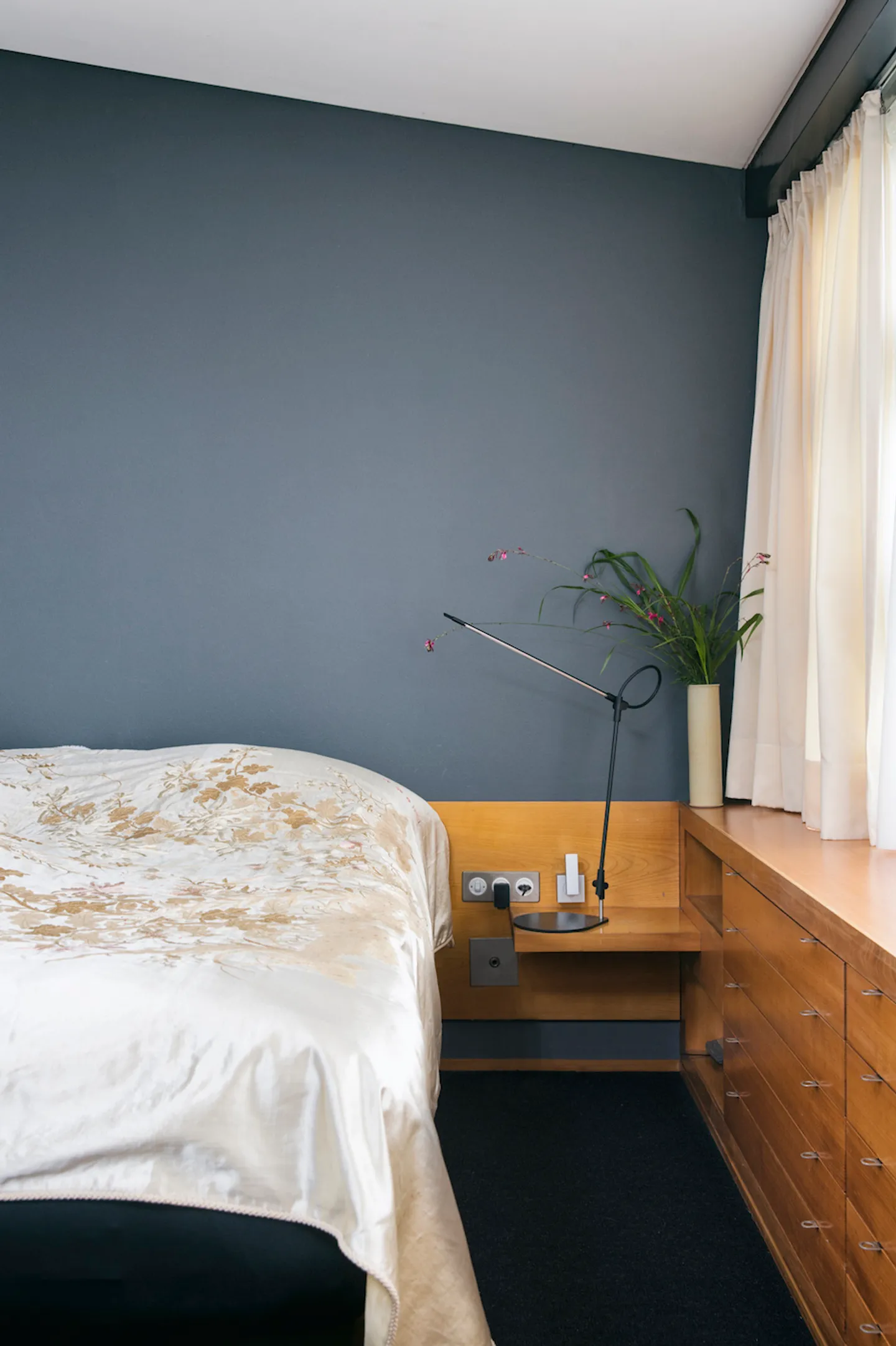 Unique Bauhaus Villa in St. Gallen - Photo 5 of 8