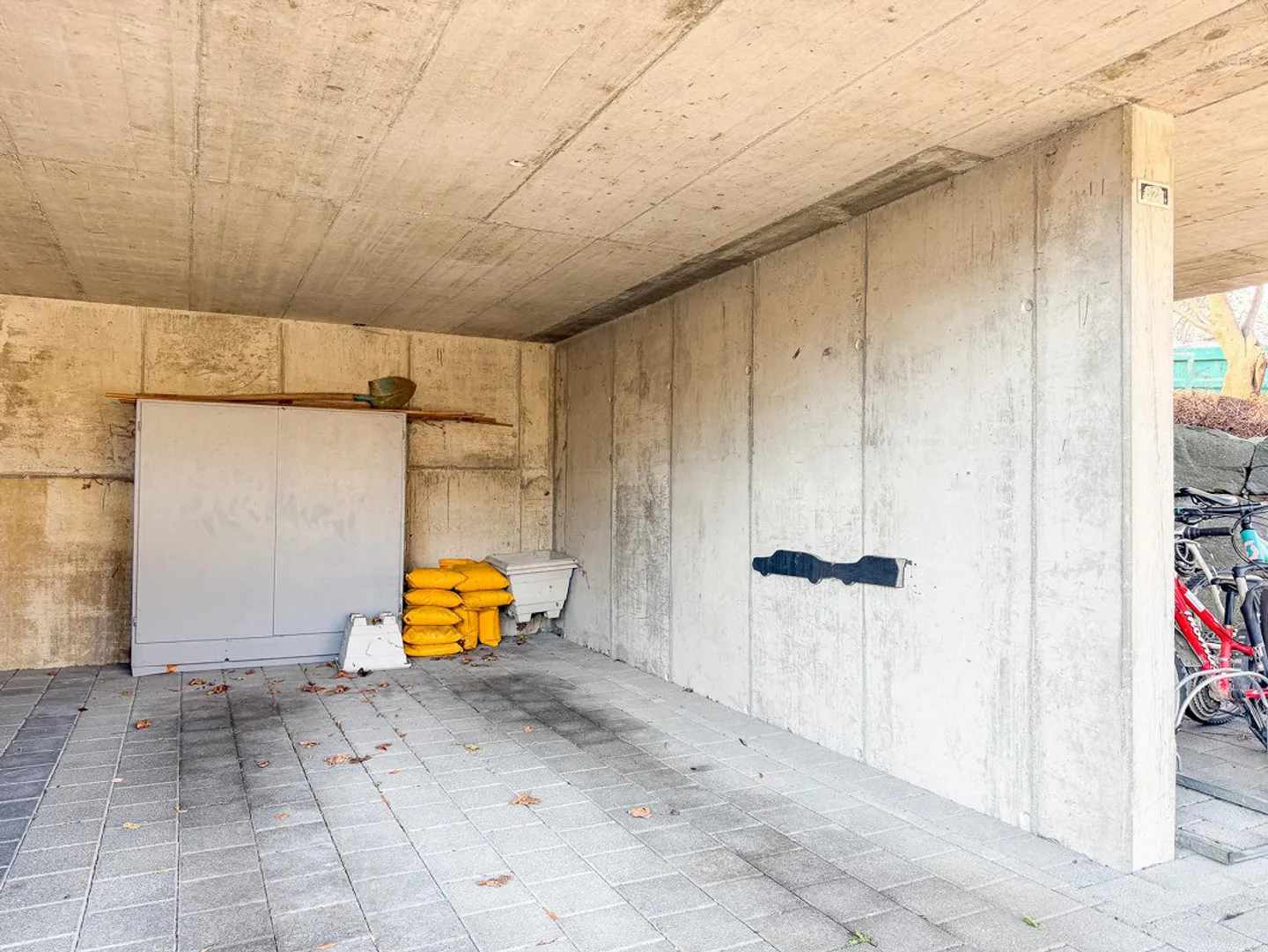 Semi-Detached House with Beautiful Garden, Kaufdorf - Photo 25 of 30