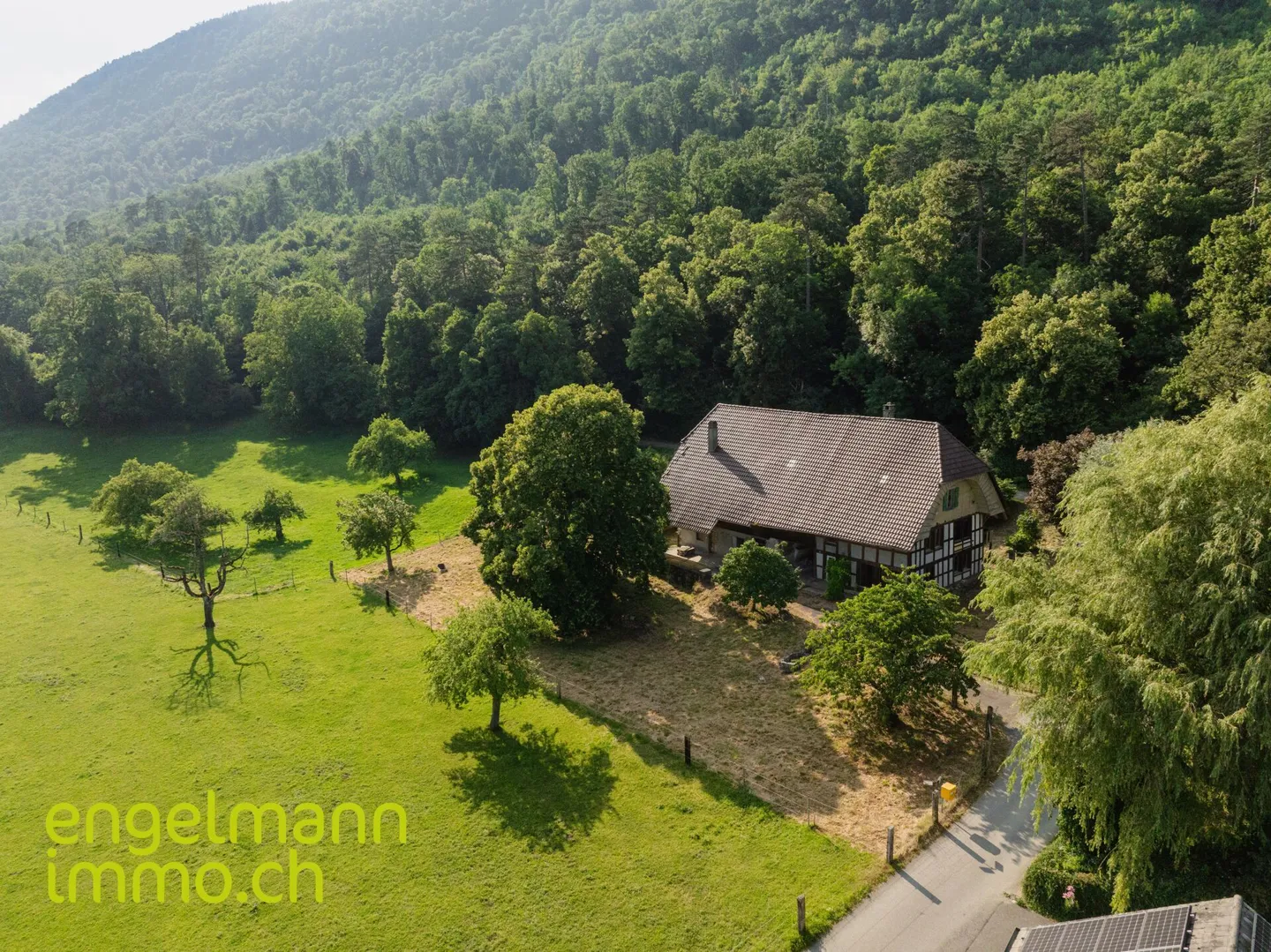 Renovationsbedürftiges Bauernhaus mit viel Potential / Ferme à rénover avec beaucoup de potentiel - Foto 5 von 13