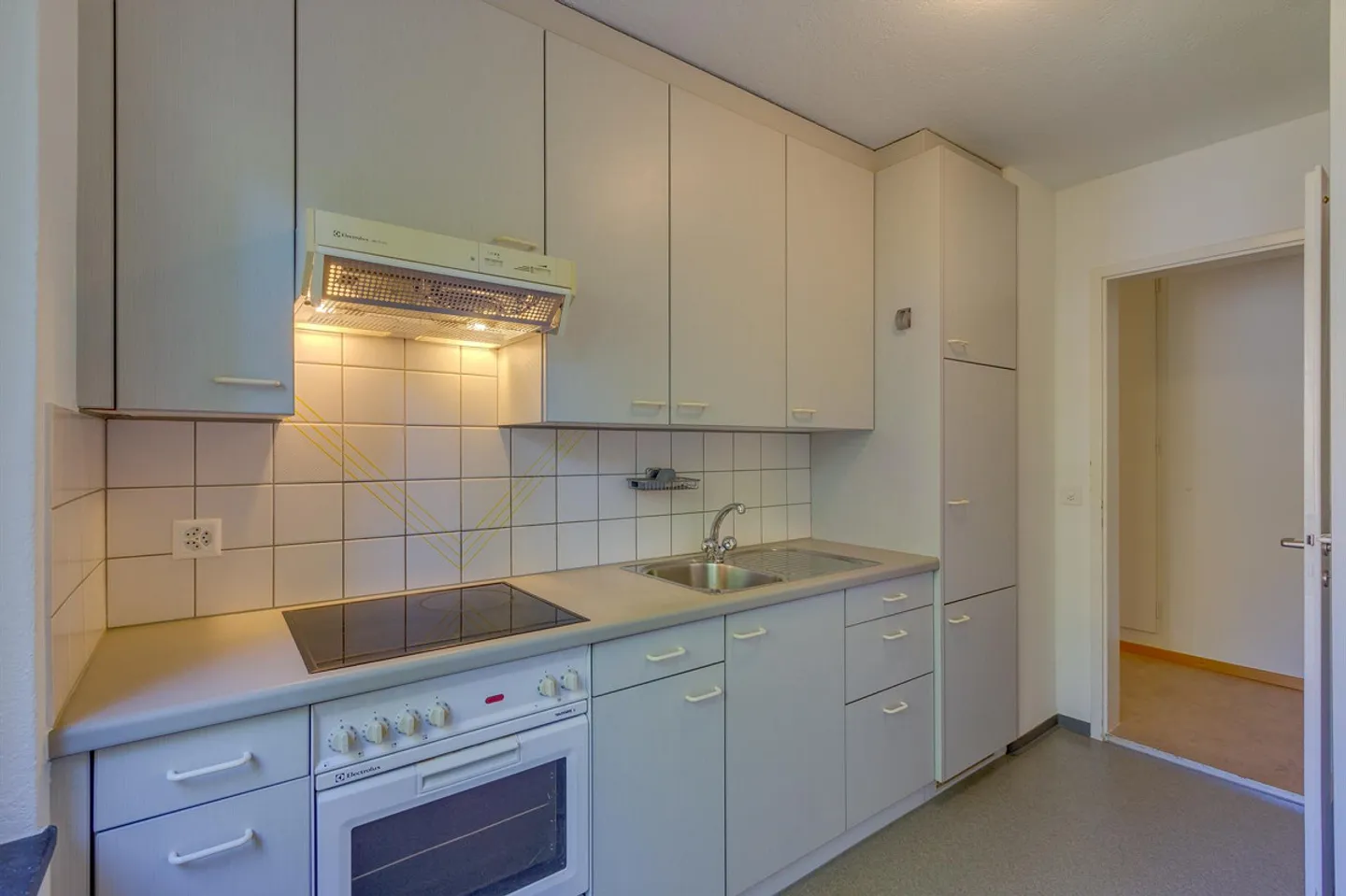 The perfect single apartment! - Photo 5 of 6