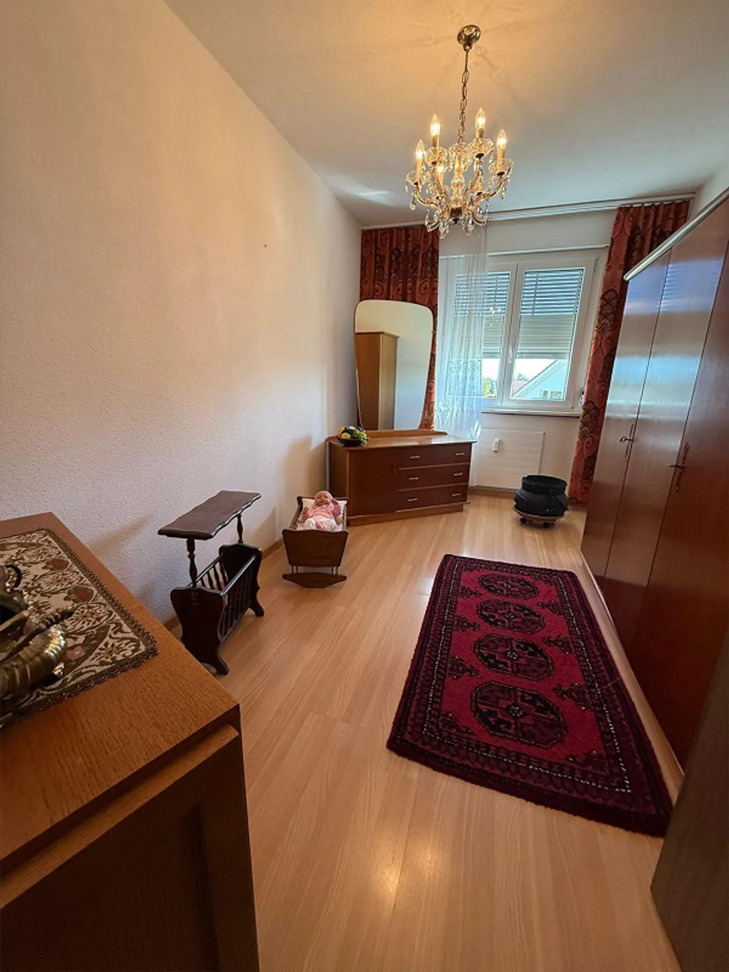 Appartement 4.5 pièces bien entretenu avec balcon - Photo 4 sur 11