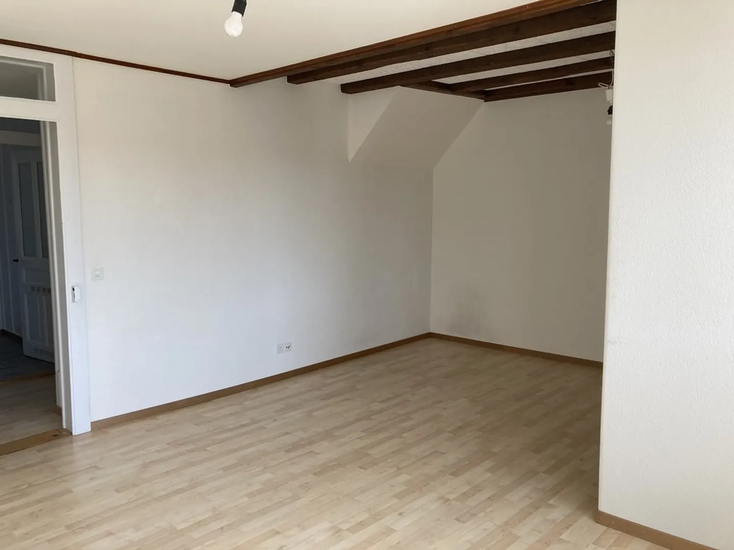 Bel appartement de 1,5 pièce au 4ème étage - Photo 4 sur 10