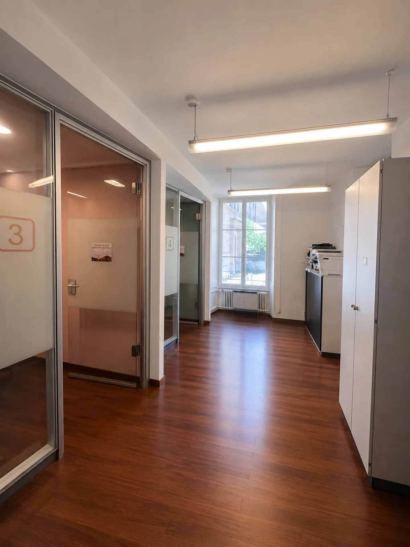 Spacious Office Space in City Center - Photo 3 of 10