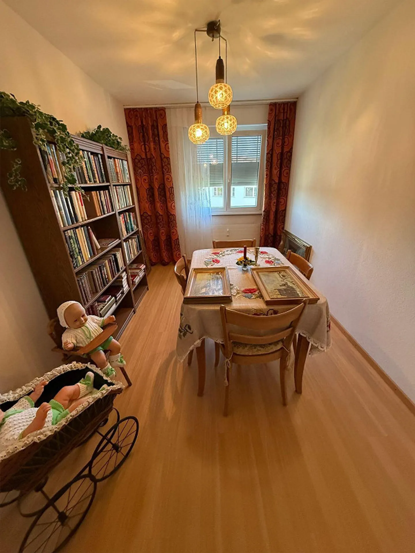 Appartement 4.5 pièces bien entretenu avec balcon - Photo 3 sur 11