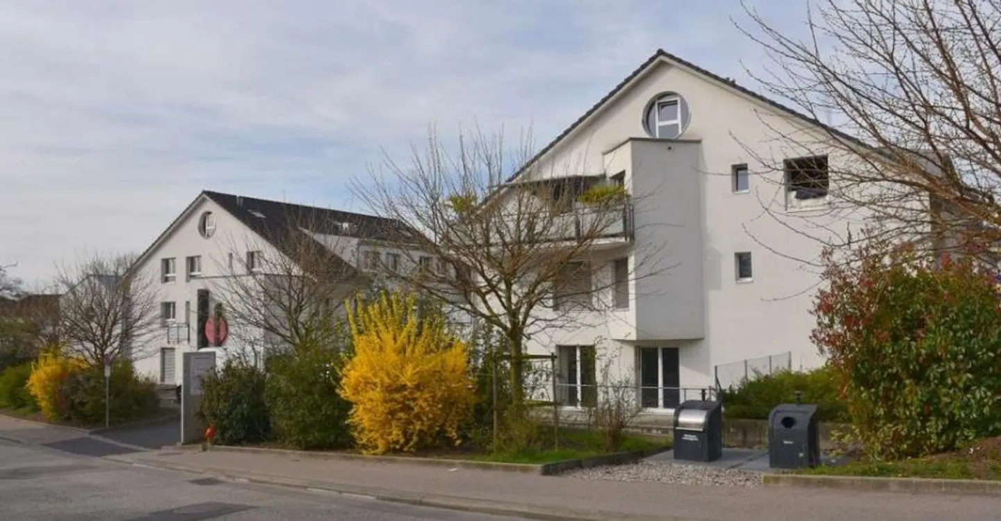 Aussenparkplätze - Foto 1 von 2