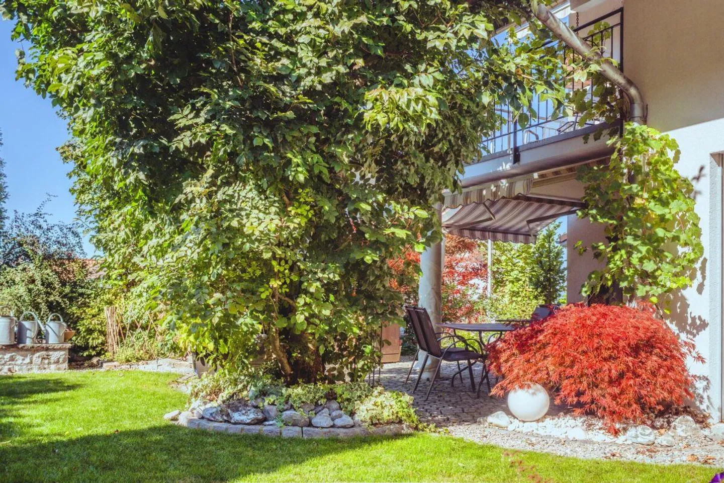 Ein Zuhause zum Wohlfühlen - mit Blick bis zum Schloss Laupen - Foto 8 von 17
