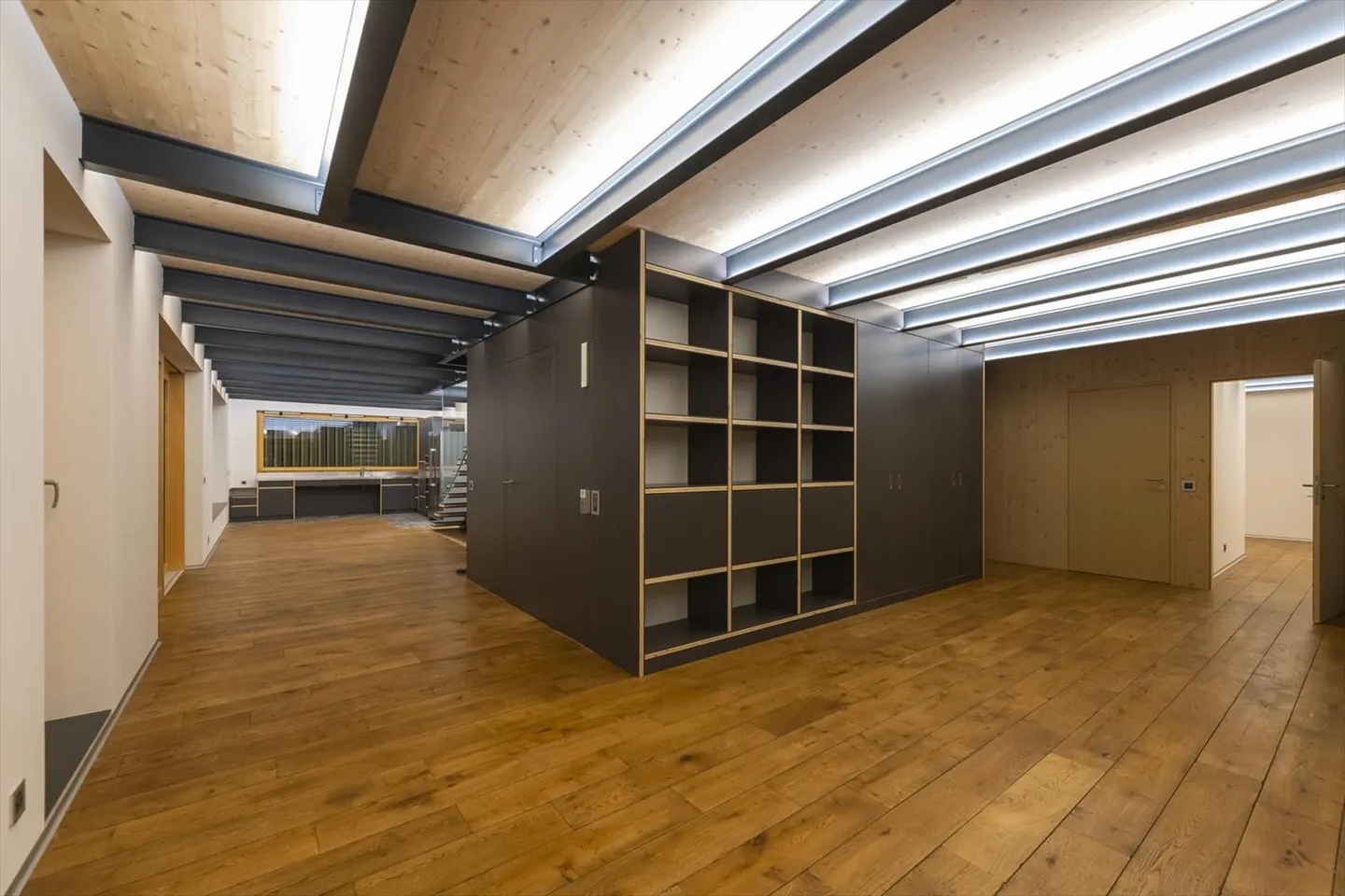 Duplex 4.5 rooms - Photo 2 of 14