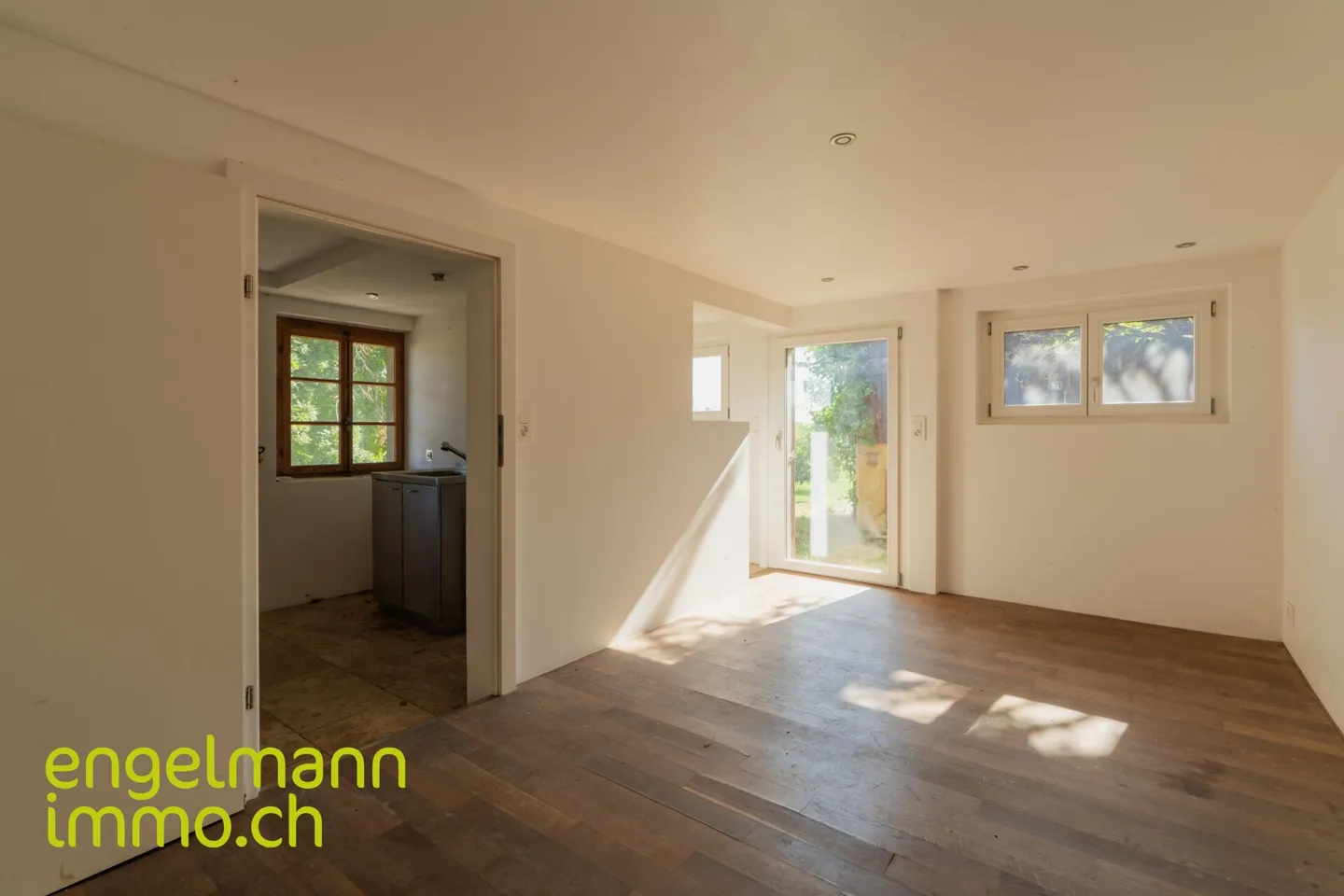 Renovationsbedürftiges Bauernhaus mit viel Potential / Ferme à rénover avec beaucoup de potentiel - Foto 6 von 13