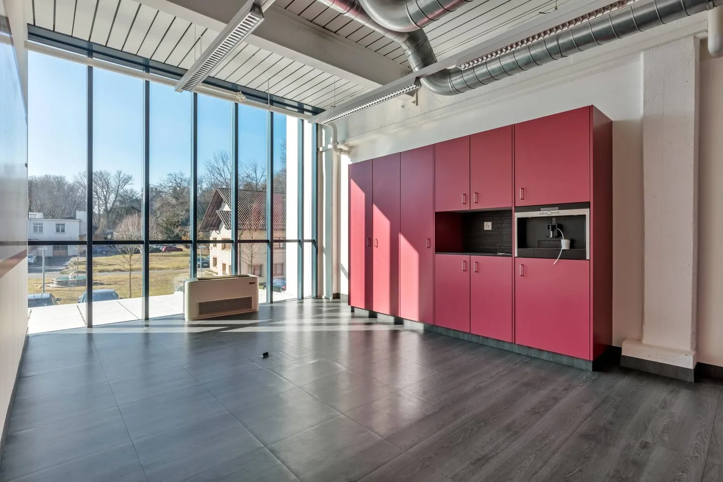 Equipped offices of approximately 6,000 m2 DIVISIBLE in Versoix - Photo 4 of 9