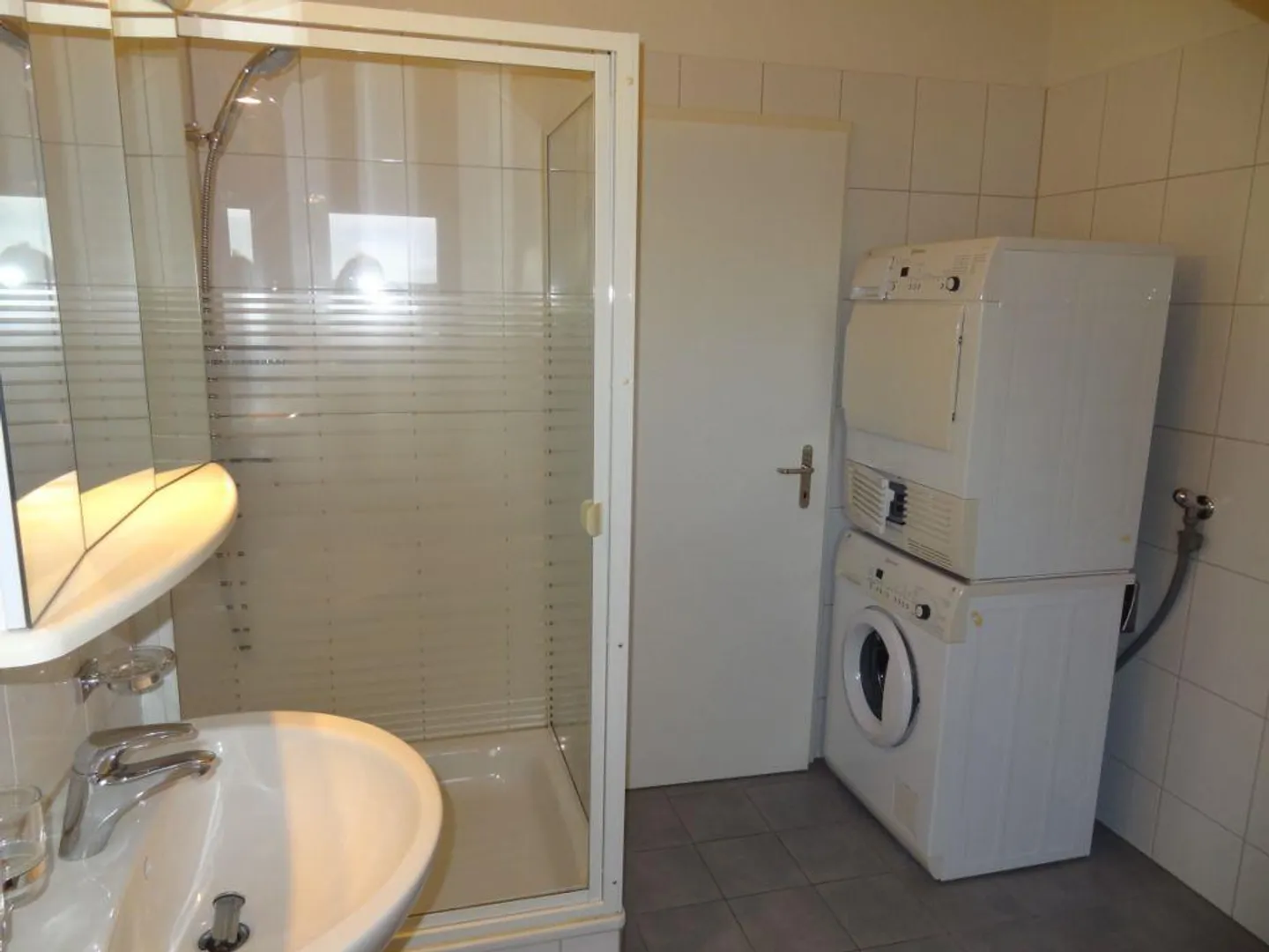 Incantevole appartamento mansardato 3.5 locali a Tägerwilen - Foto 15 di 17