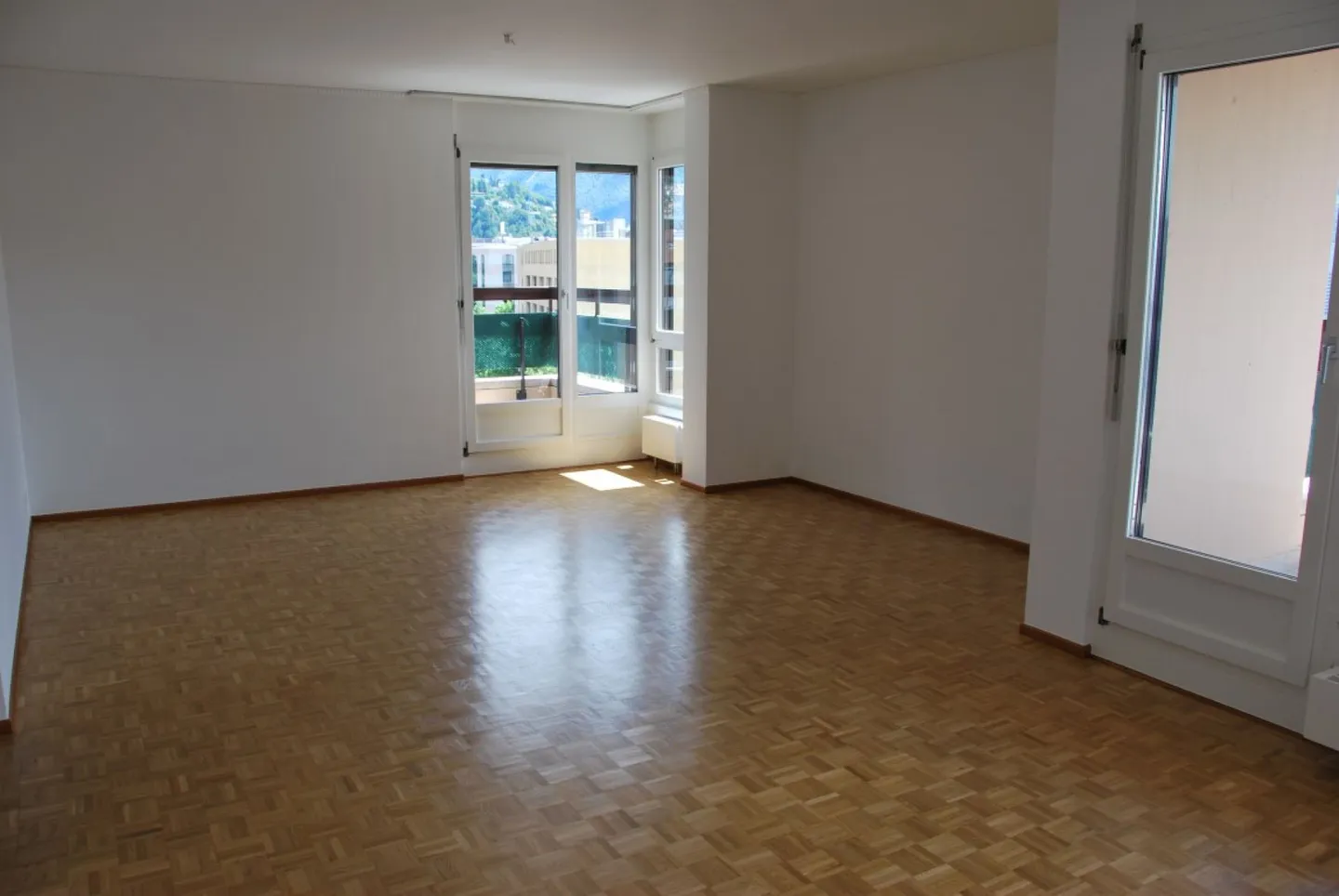 Apartment with recent renovation in Lugano City sought - Photo 5 of 10