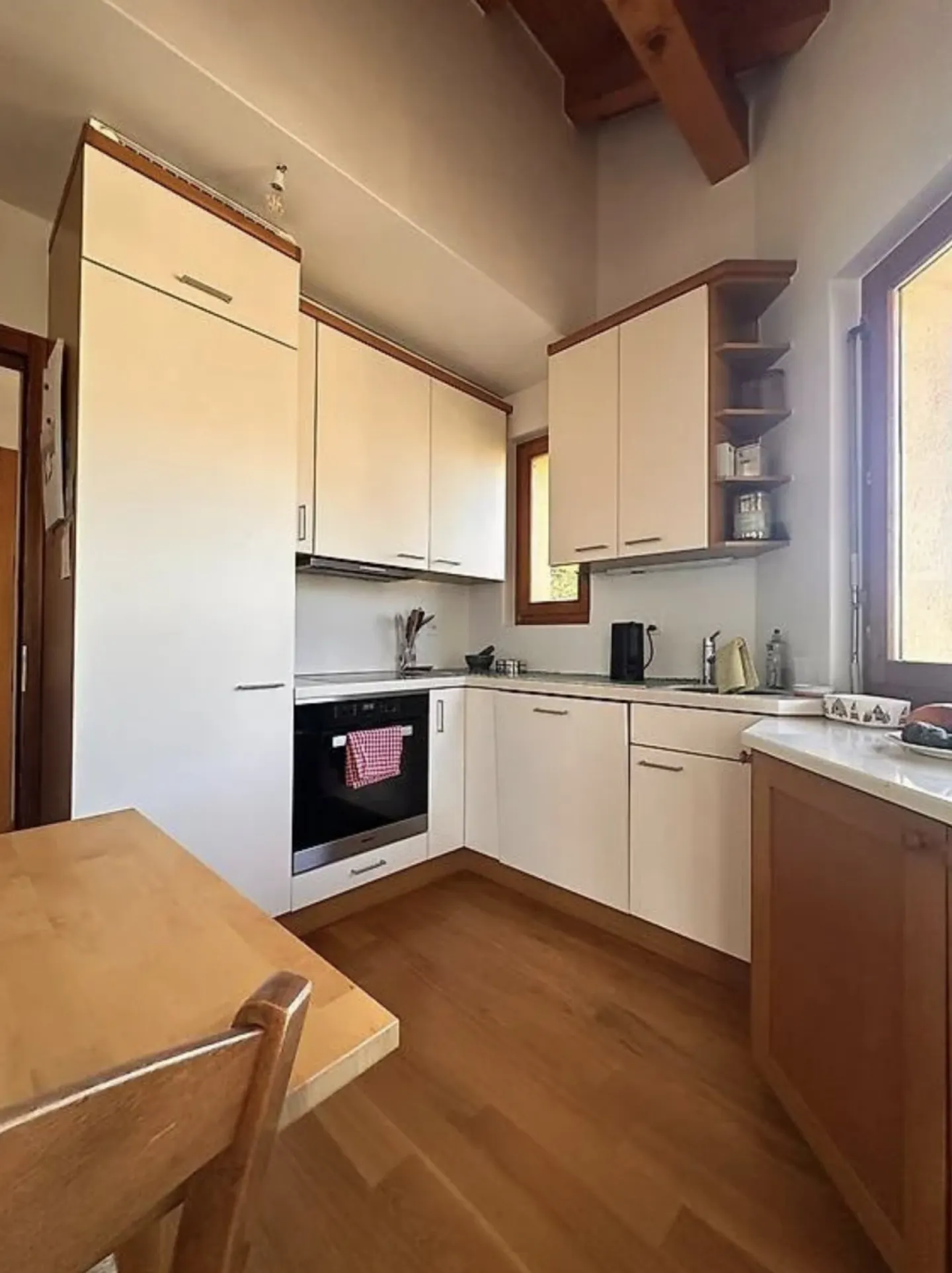 Duplex Attic Apartment with Terrace - Photo 12 of 13