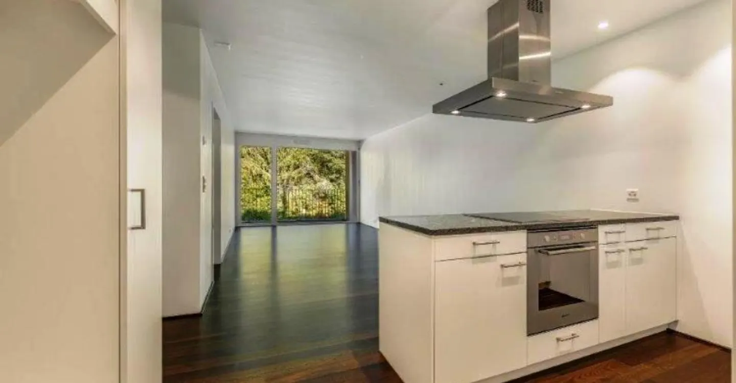Appartement moderne près de Weisse Arena - Photo 2 sur 7