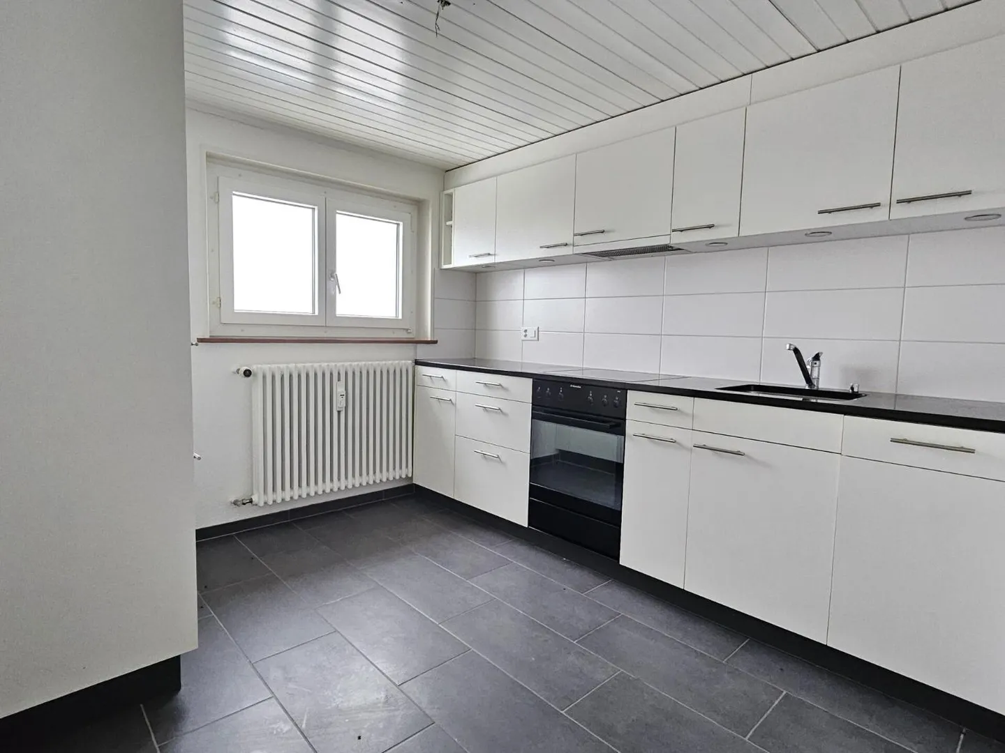 Charmante Wohnung mit Garten Zugang - Foto 2 von 6