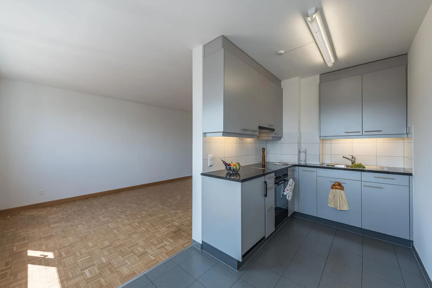 Beautiful apartment with a view! - Photo 4 of 9