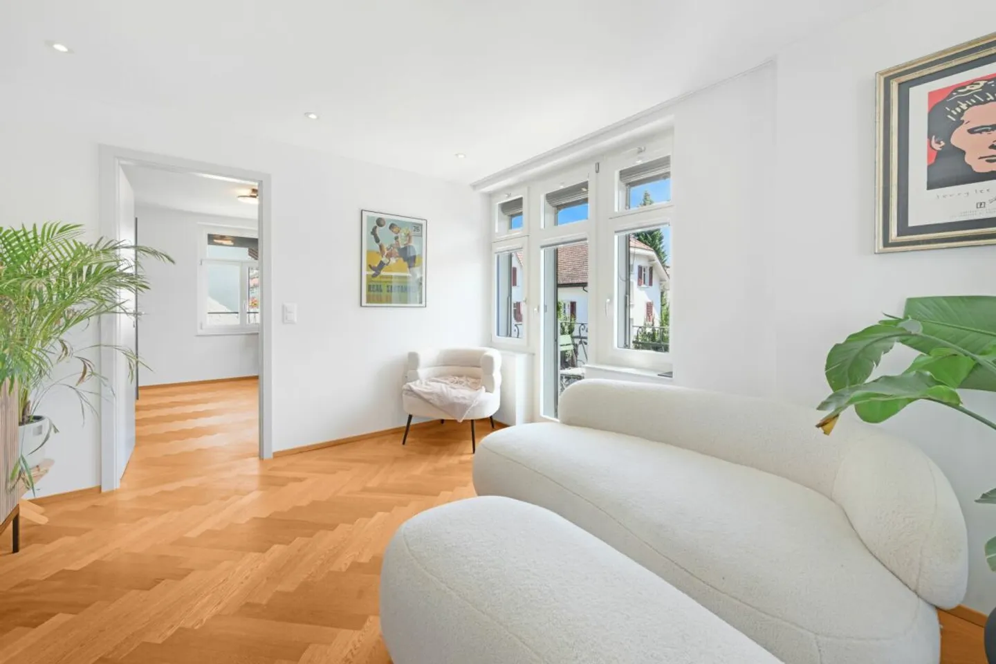 Arbeiten & Wohnen vereint: Exklusive 4.5-Zimmer-Wohnung in Wil mit zusätzlichem Büro - Foto 1 di 20