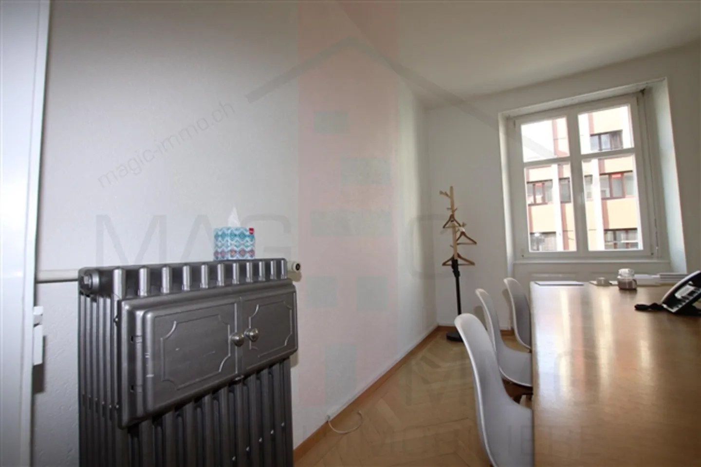 Building near the Delémont train station - Photo 17 of 20