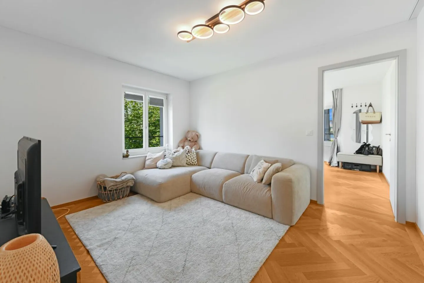 Arbeiten & Wohnen vereint: Exklusive 4.5-Zimmer-Wohnung in Wil mit zusätzlichem Büro - Foto 7 di 20