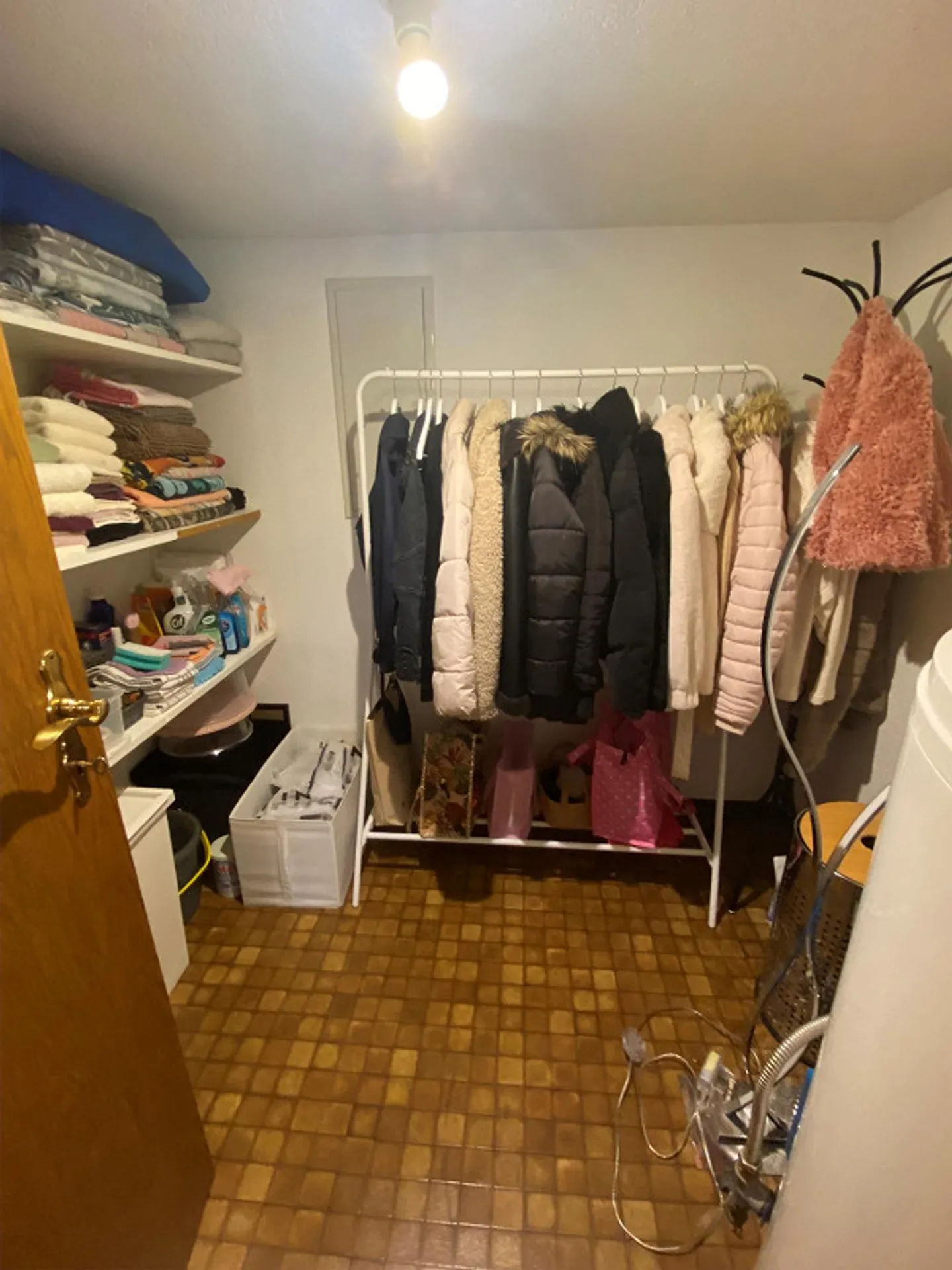 Beautiful apartment with new kitchen in a central location in Stein AR for rent - Photo 8 of 8