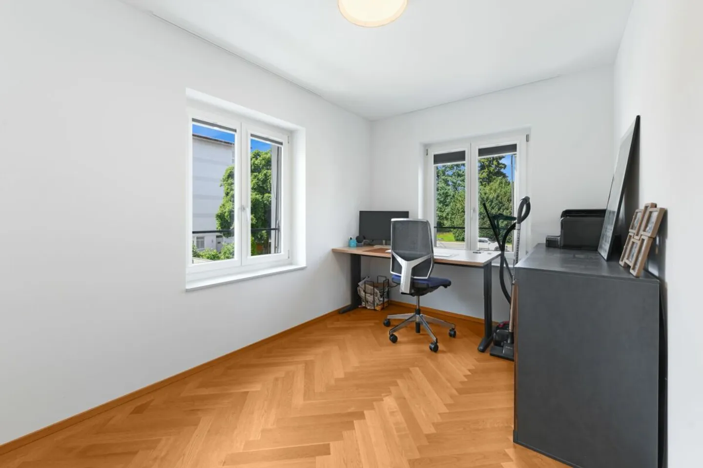Arbeiten & Wohnen vereint: Exklusive 4.5-Zimmer-Wohnung in Wil mit zusätzlichem Büro - Foto 9 di 20
