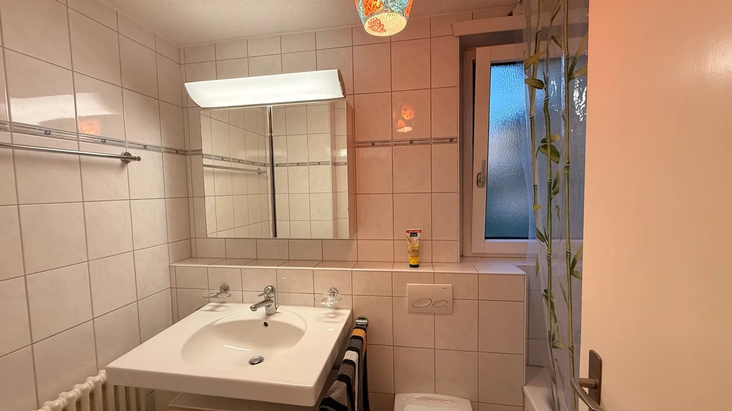 Helle Wohnung mit Balkon - Foto 7 von 7