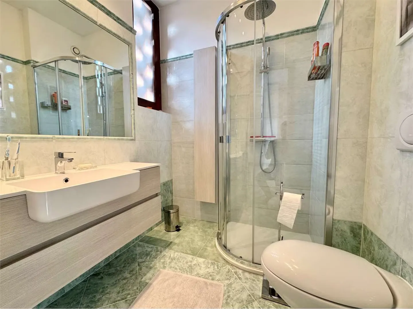Lugano - 5.5-Room Apartment in the City Center - Photo 10 of 10