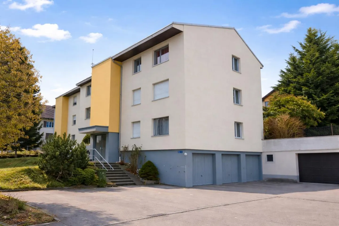 Ruhig wohnen mit grossem Balkon - Photo 1 sur 6