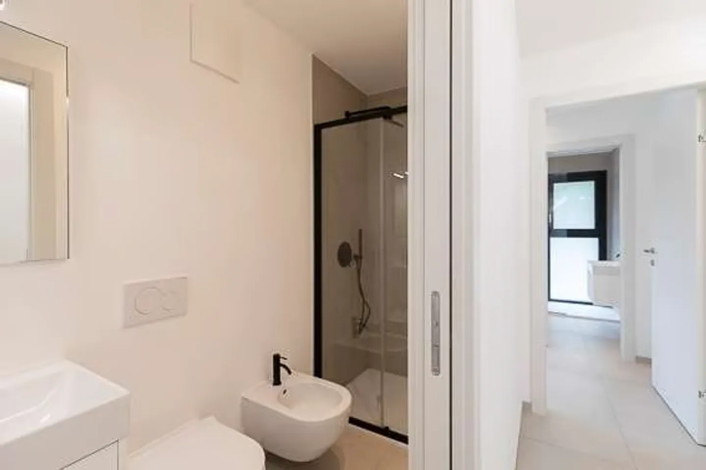 Locarno - Modern 3.5-Room Apartments in New Building - Photo 7 of 8