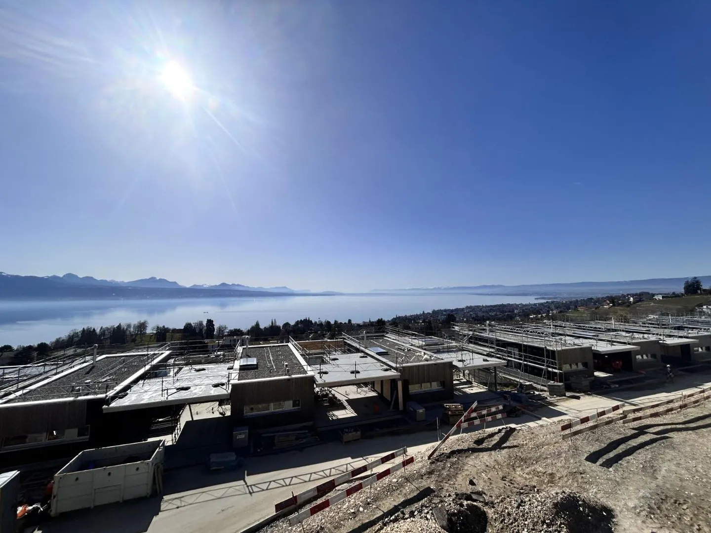 Magnifique villa avec vue sur le lac - Photo 4 sur 10