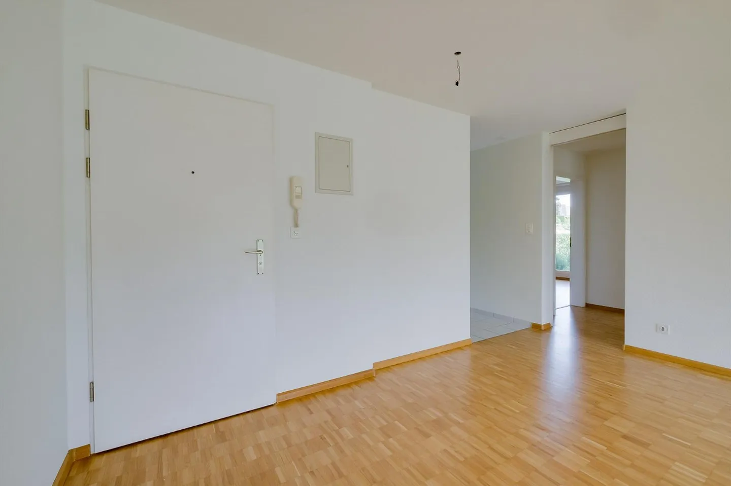 Ruhig wohnen, zentral leben - Foto 2 von 9