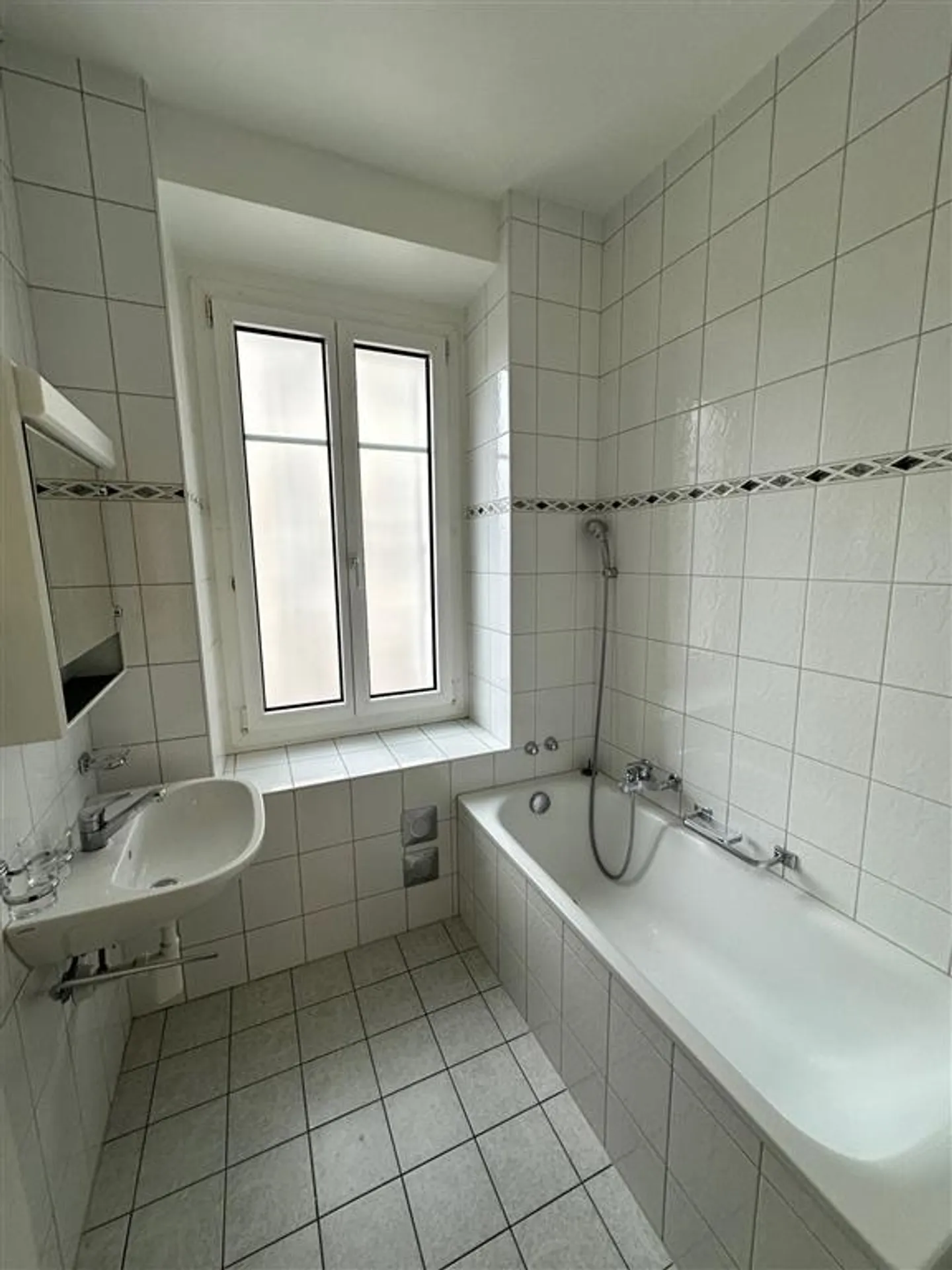 Wohnung mieten - Foto 3 von 9