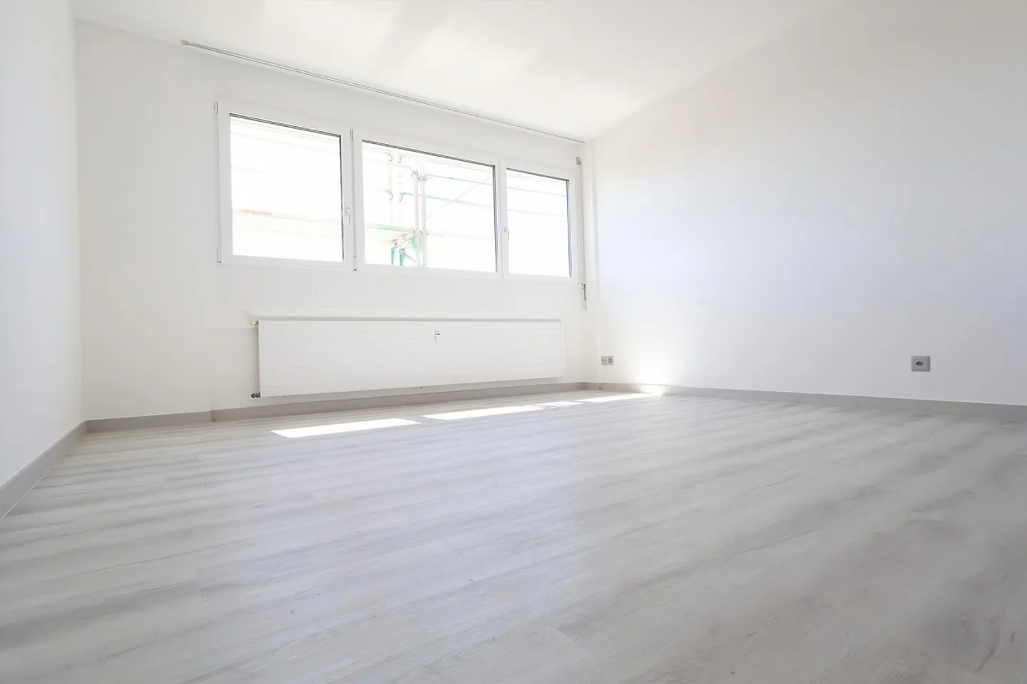 BIS ZU 3 MONATEN KOSTENLOS - Neu renovierte 2,5 Zimmer in Coldrerio - Foto 2 von 10