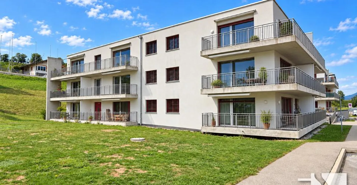 Charmante 2½ Zimmer im 1. Stock mit Innenparkplatz - Foto 1 von 5