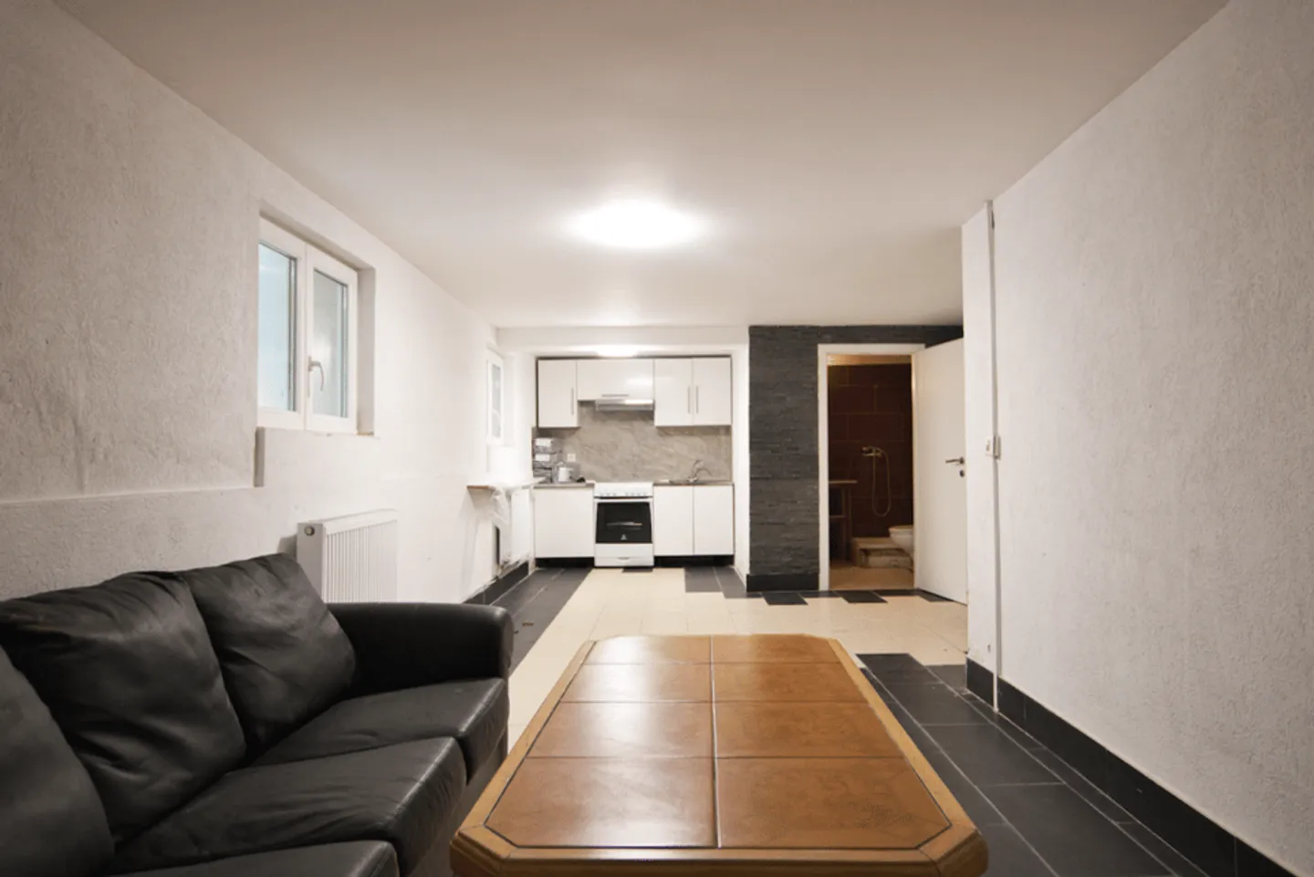 5-room house with double basement + swimming pool - Photo 13 of 13