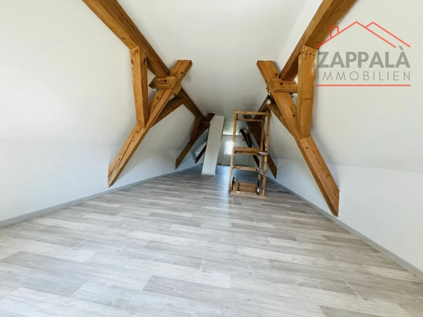 Una casa piena di luce, vista e possibilità - Vivere su due livelli con galleria - Foto 13 di 16