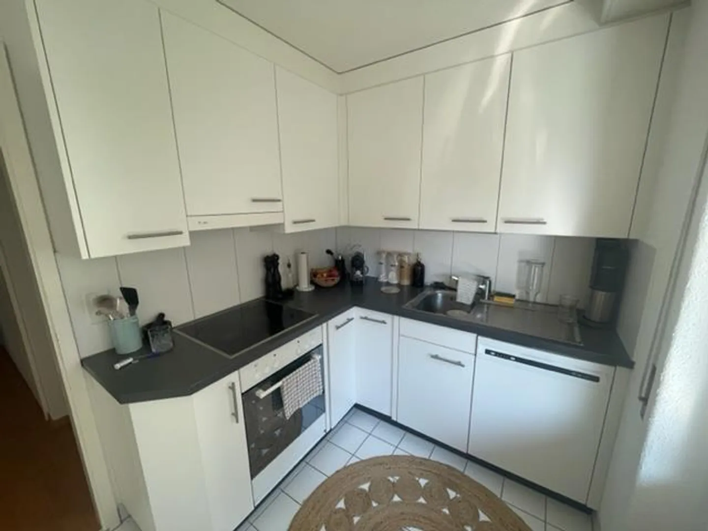 2 Room Apartment - Photo 3 of 5