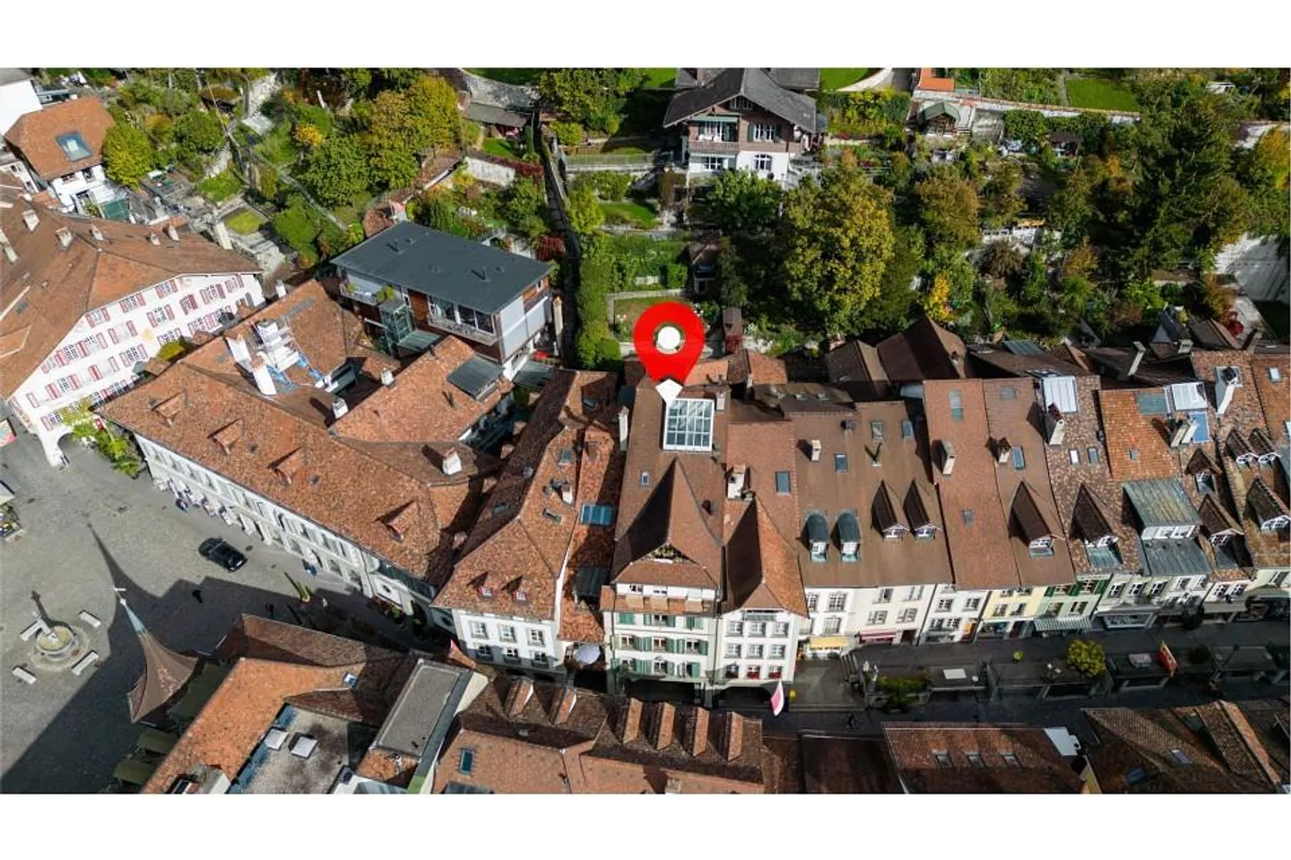 Edificio residenziale e commerciale storico nella città vecchia di Thun - Foto 4 di 6