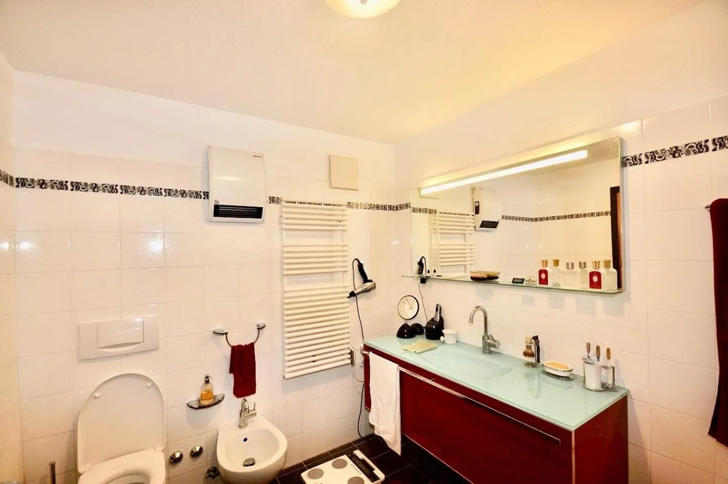 Elegant 4.5-room apartment facing Lake Lugano in Maroggia - Photo 10 of 15