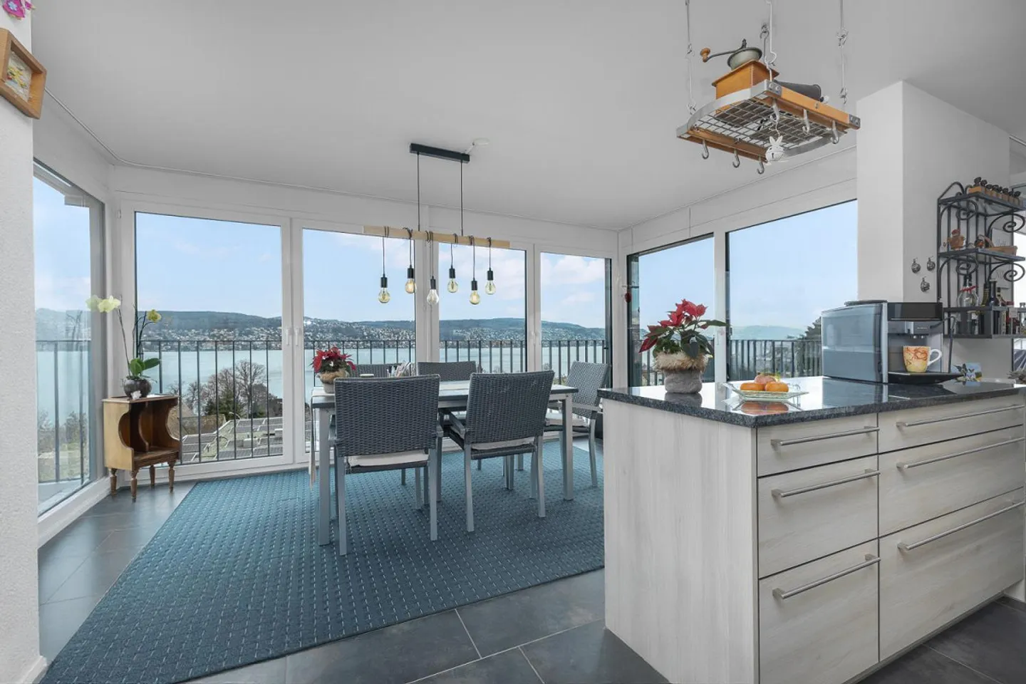 Bella vista sul lago e sulla montagna nella migliore posizione - Foto 4 di 11