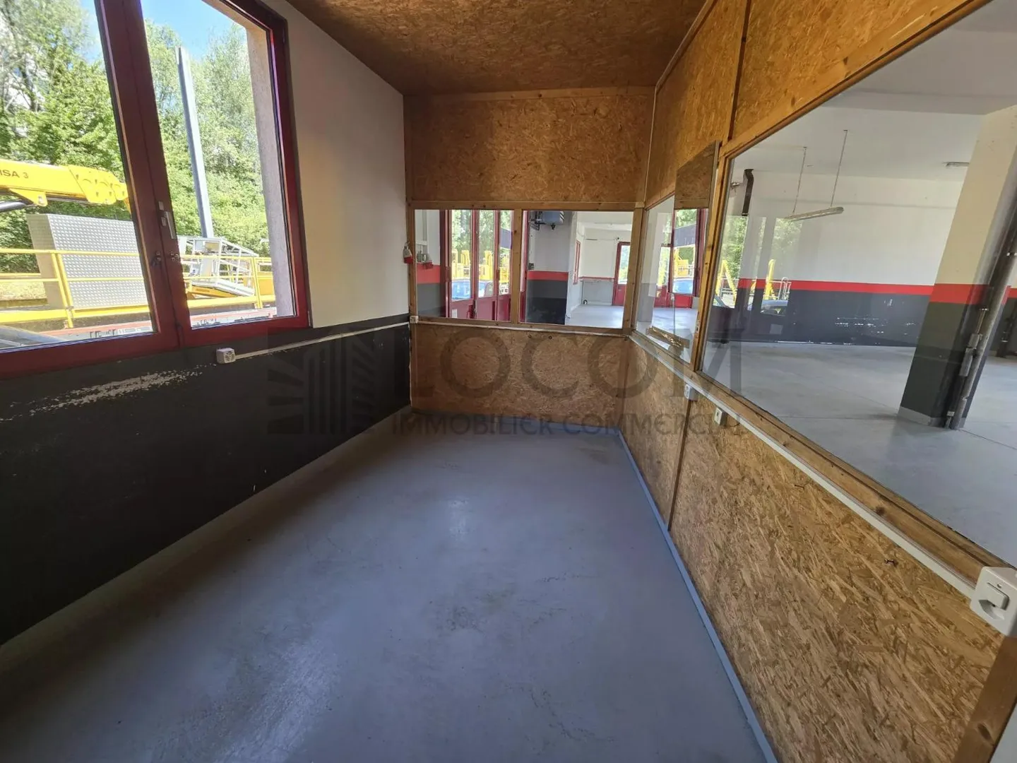 Spacious industrial space for rent in Bussigny - Photo 12 of 12