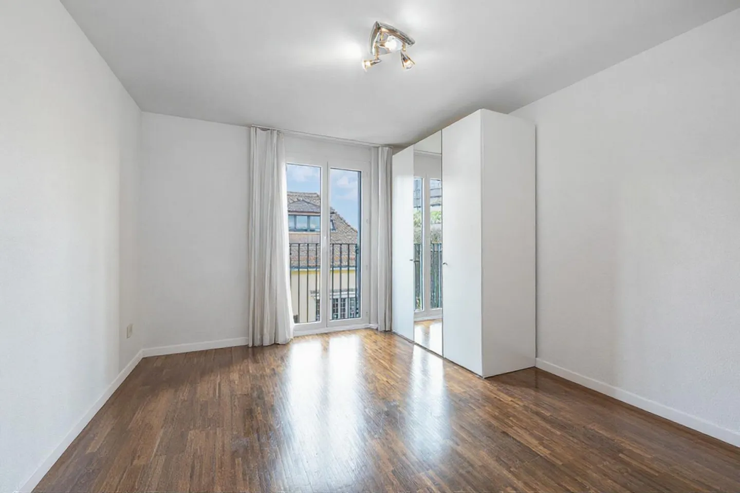 Bella vista sul lago e sulla montagna nella migliore posizione - Foto 6 di 11