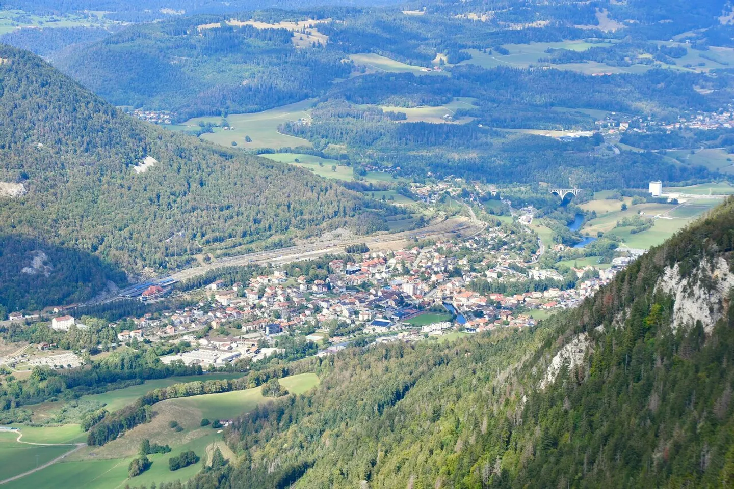 Immeuble de rendement à Vallorbe - Photo 2 sur 2