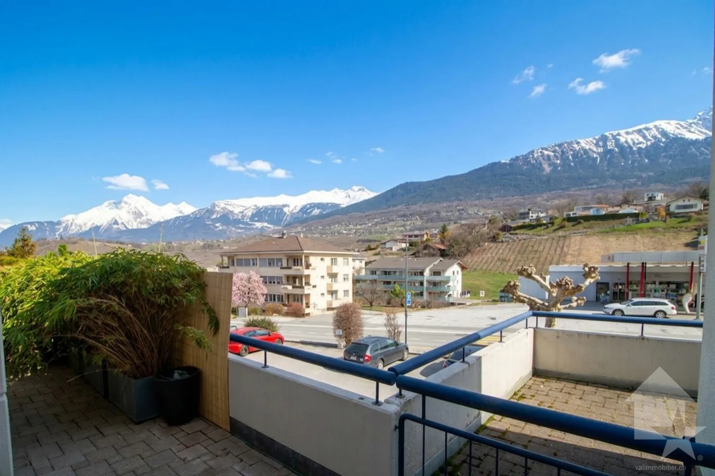 Wunderschöne 3,5-Zimmer-Wohnung mit 107 m2 nur wenige Schritte von Sion entfernt - Foto 10 von 22