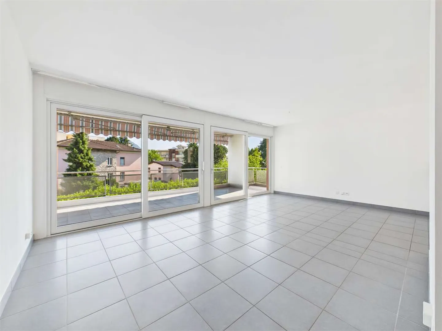 Geräumige 3.5-Zimmer-Wohnung in Pregassona - Photo 4 sur 12