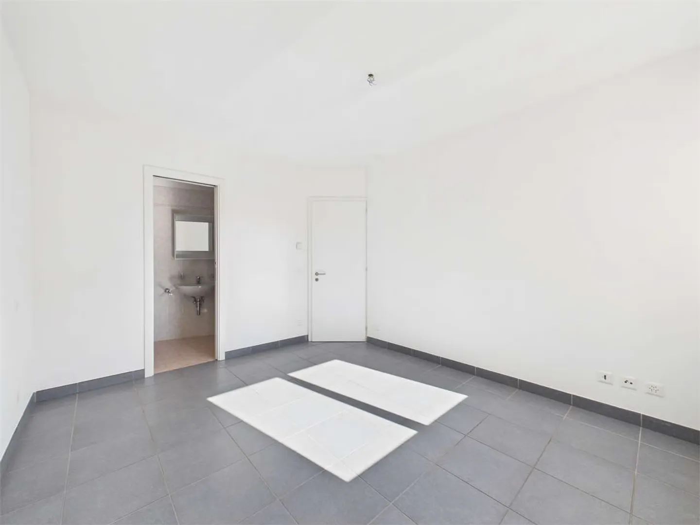 Geräumige 3.5-Zimmer-Wohnung in Pregassona - Photo 8 sur 12