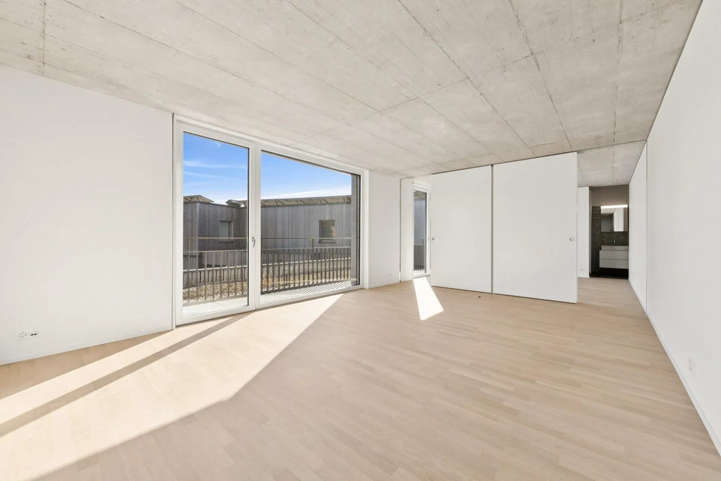Moderne Attikawohnung mit Charakter im urbanen Kreis 6 - Foto 7 di 11