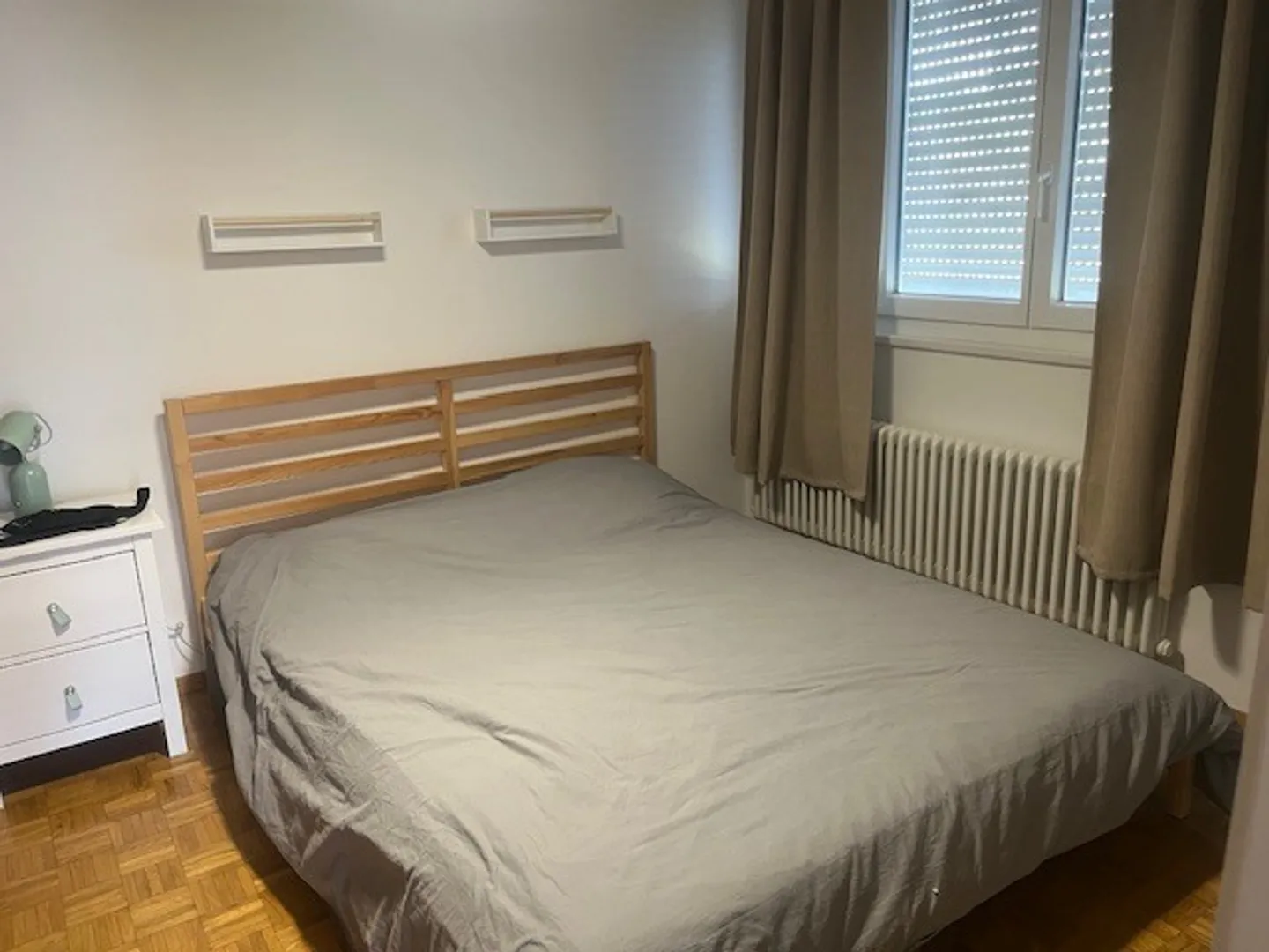 Charming Apartment in Village Center - Photo 4 of 7